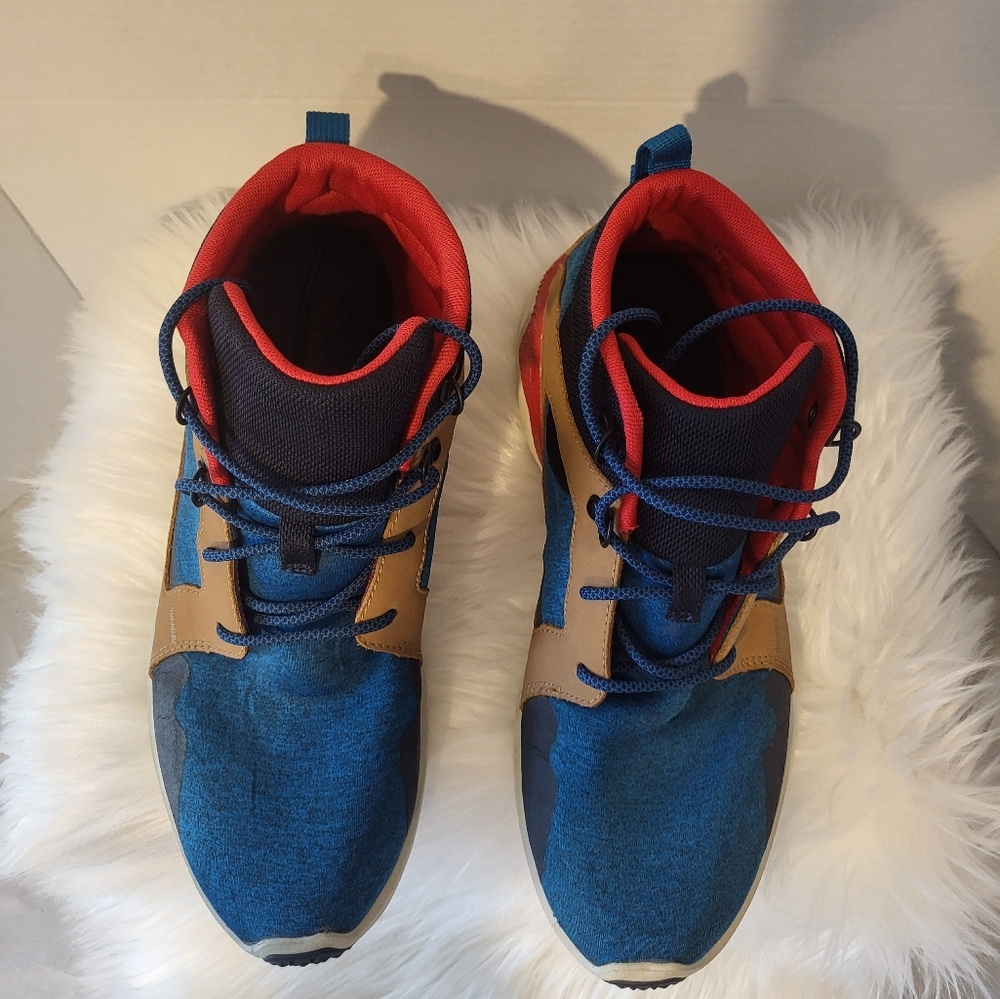 Merrell High Top Sneakers , Size 9